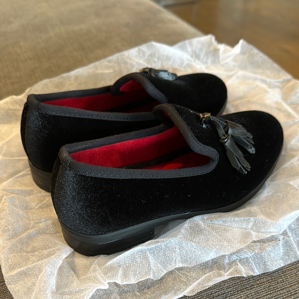 Black Velvet Loafers with Tassels